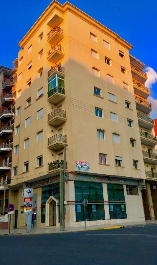 Sab 1 - Superb View - Comfy And Well Located Apartment Казабланка Екстериор снимка